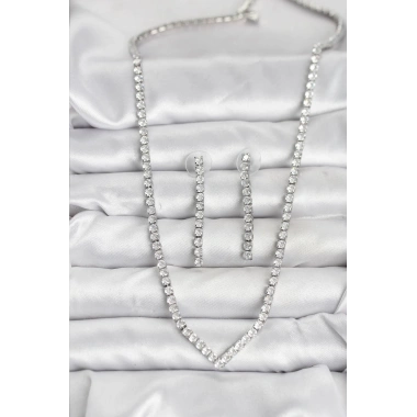 Gümüş Renk Zirkon Taşlı Kadın Kolye Küpe Seti