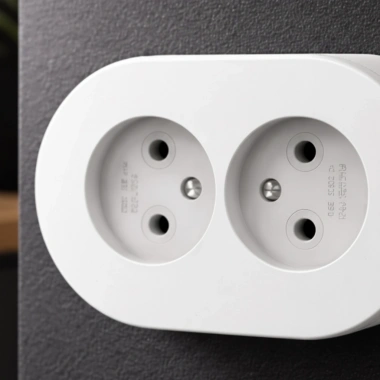 İkili Beyaz Topraklı Sıva Üstü Priz - Modern Elektrik Çiftli Priz