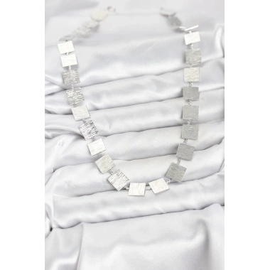 Kare Plaka Model Gümüş Renk Kadın Kolye