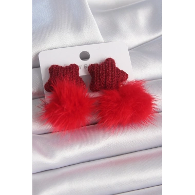 Kırmızı Renk Tüylü Yıldız Ponpon Model Kadın Küpe