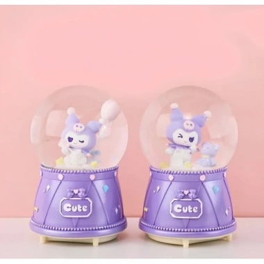 Kuromi Işıklı Müzikli Kar Küresi Orta Boy Model 3