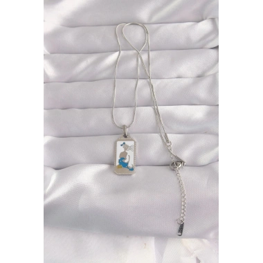 Mey İthalat® 316L Çelik Gümüş Renk Beyaz Mineli Kız Figür Tarot Kolye