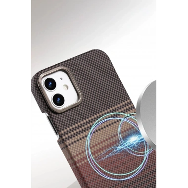 Mey İthalat®   iPhone 11 Vega Magsafe Kapak - Kırmızı