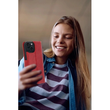 Mey İthalat®   iPhone 15 Trend S Plus Kapaklı Kılıf - Kırmızı