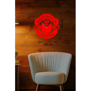 Mey İthalat® Manchester United Logolu Ahşap Duvar Saati - 40x40 cm Taraftar Hediyesi