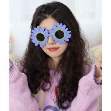 Mor Renk Papatya Şekilli Parti Gözlüğü 18x10 Cm
