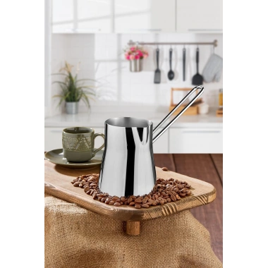 Paslanmaz Çelik 500 ml Orta Boy Cezve ( 6 Fincan Ölçüsünde )