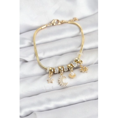 Pirinç Gold Renk Ay Charm Model Charmlı Kadın Bileklik