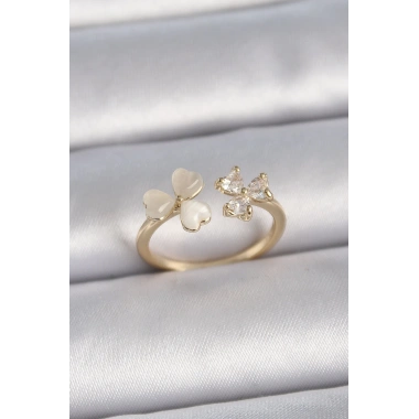 Pirinç Gold Renk Ayarlanabilir Zirkon Taşlı Kalp Beyaz Mineli Model Kadın Yüzük