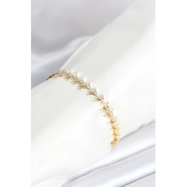 Pirinç Gold Renk Balık Sırtı Model Zirkon Taşlı Kadın Bileklik