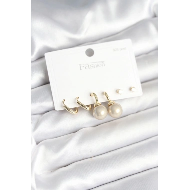 Pirinç Gold Renk İnci Detaylı 925 Gümüş Çivili Kadın Küpe Seti