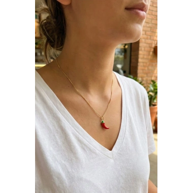 Pirinç Gold Renk Kırmızı Kapya Biber Model Kadın Kolye