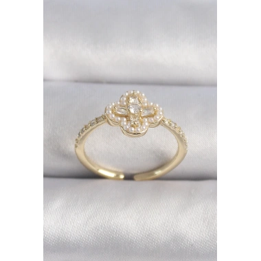 Pirinç Gold Renk Zirkon Taşlı Yonca Model İnci Detay Kadın Yüzük