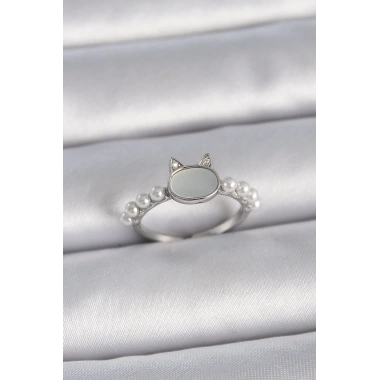 Pirinç Gümüş Renk Ayarlanabilir Beyaz Mineli Kedi Model İnci Detay Kadın Yüzük