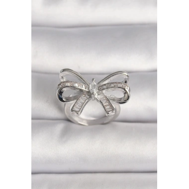 Pirinç Gümüş Renk Ayarlanabilir Zirkon Taşlı Kurdele Model Kadın Yüzük