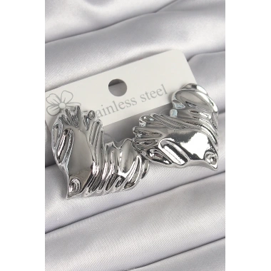 Pirinç Gümüş Renk İşlemeli Kalp Model Kadın Küpe