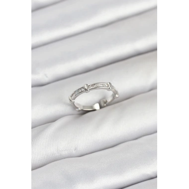 Pirinç Gümüş Renk Kemik Model Zirkon Taşlı Kadın Yüzük