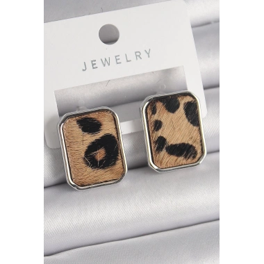 Pirinç Gümüş Renk Leopar Desenli Kare Model Kadın Küpe