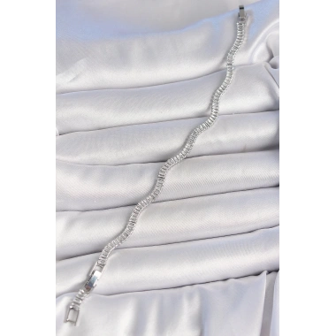 Pirinç Gümüş Renk Su Yolu Zirkon Taşlı Model Kadın Bileklik