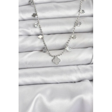 Pirinç Gümüş Renk Yonca Model Kadın Kolye