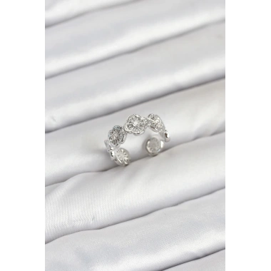 Pirinç Gümüş Renk Yonca Model Kadın Yüzük