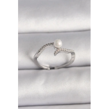 Pirinç Gümüş Renk Zirkon Taşlı Ayarlanabilir Yüzük