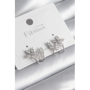 Pirinç Gümüş Renk Zirkon Taşlı Çiçek Model Kadın Küpe
