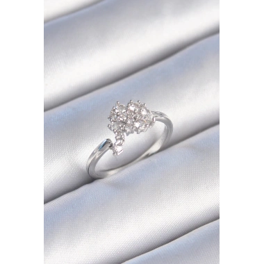 Pirinç Gümüş Renk Zirkon Taşlı Kadın Yüzük