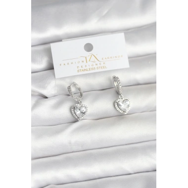 Pirinç Gümüş Renk Zirkon Taşlı Kalp Model Kadın Küpe