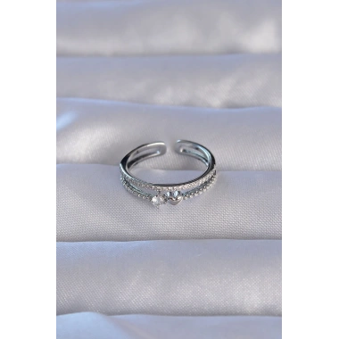 Pirinç Gümüş Renk Zirkon Taşlı Kalpli Su Yolu Model Ayarlanabilir Yüzük