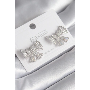 Pirinç Gümüş Renk Zirkon Taşlı Kurdele Model Kadın Küp