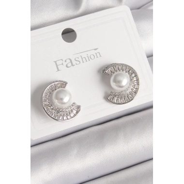 Pirinç Gümüş Renk Zirkon Taşlı Salyangoz Model İnci Detay Kadın Küpe