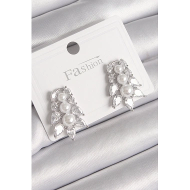 Pirinç Gümüş Renk Zirkon Taşlı Yaprak Model İnci Detay Kadın Küpe