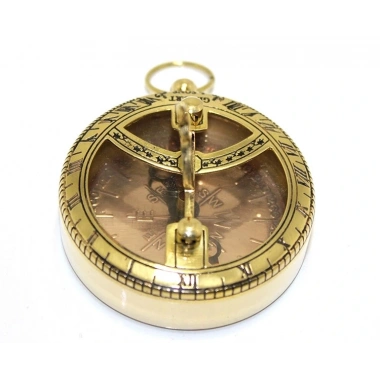 Pirinç Güneş Saati Ve Pusula Modeli
