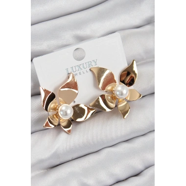 Pirinç İnci Detaylı Çiçek Model Gold Renk Kadın Küpe