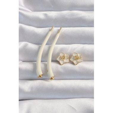 Pirinç Krem Renk Botega Küpe