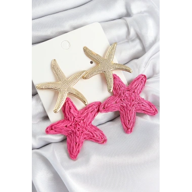 Pirinç Sallantılı Pembe Deniz Yıldızı Model Gold Renk Hasır Küpe