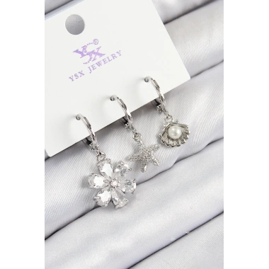 Pirinç Zirkon Taşlı 3lü Çiçek Ve İstiridye Model Gümüş Renk Kadın Küpe