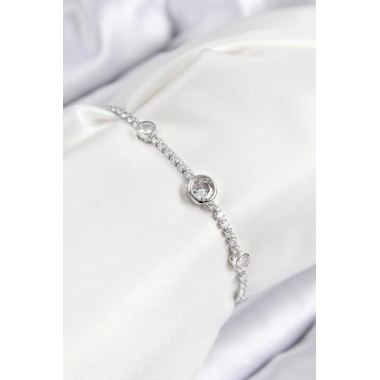 Pirinç Zirkon Taşlı Daire Model Gümüş Renk Asansörlü Kadın Bileklik