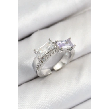 Pirinç Zirkon Taşlı Dikdörtgen Model Gümüş Renk Kadın Yüzük