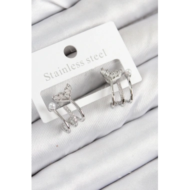 Pirinç Zirkon Taşlı İnci Detaylı Balık Kuyruğu Model Gümüş Renk Kadın Küpe