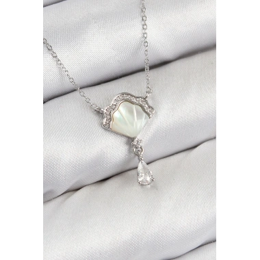 Pirinç Zirkon Taşlı İstiridye Model Gümüş Renk Kadın Kolye