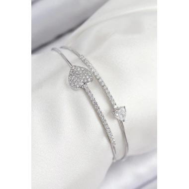 Pirinç Zirkon Taşlı Kalp Model Gümüş Renk Kadın Bileklik