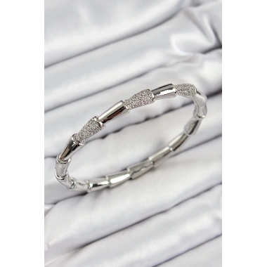 Pirinç Zirkon Taşlı Kemik Model Gümüş Renk Vip Kadın Bileklik