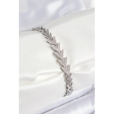 Pirinç Zirkon Taşlı Sıralı Ok Model Gümüş Renk Kadın Bileklik