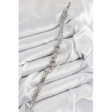 Pirinç Zirkon Taşlı Sıralı Ok Model Gümüş Renk Kadın Bileklik