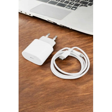 Şarj Aleti İOS 15/15 Pro Max Uyumlu Şarj Adaptörü ve Kablosu