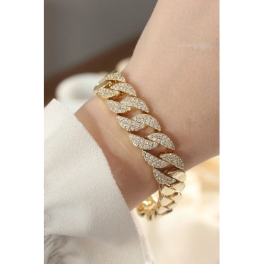 Vip Seri Pirinç Ortası Zirkon Taşlı Gold Renk Gurmet Bileklik