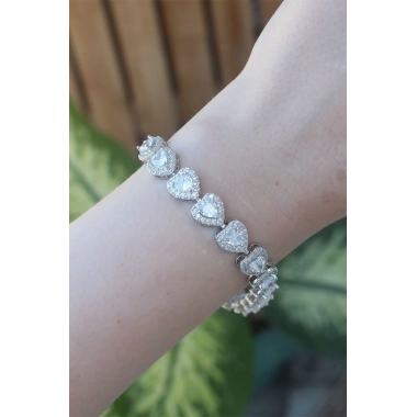 Vip Seri Pirinç Zirkon Taşlı Gümüş Renk Kalp Model Bileklik