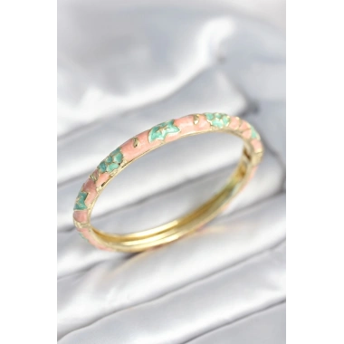 Yeşil Renk Detaylı Mineli Kelepçe